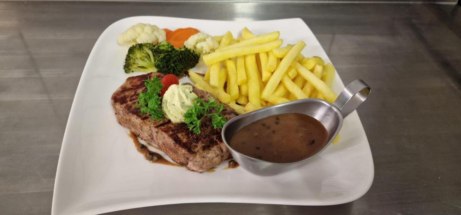 Hotel-Restaurant-Linde Gundlischwand Exteriör bild